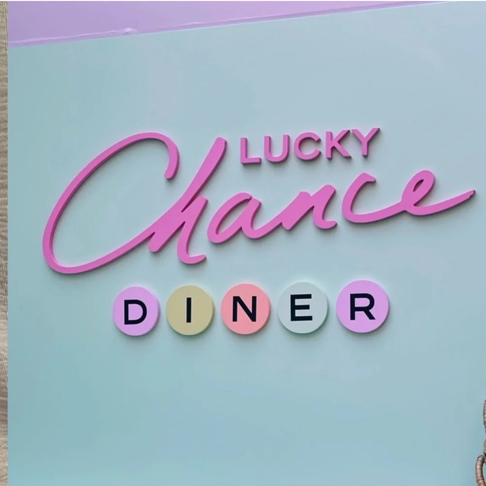 Chanel Lucky Chance Diner pin